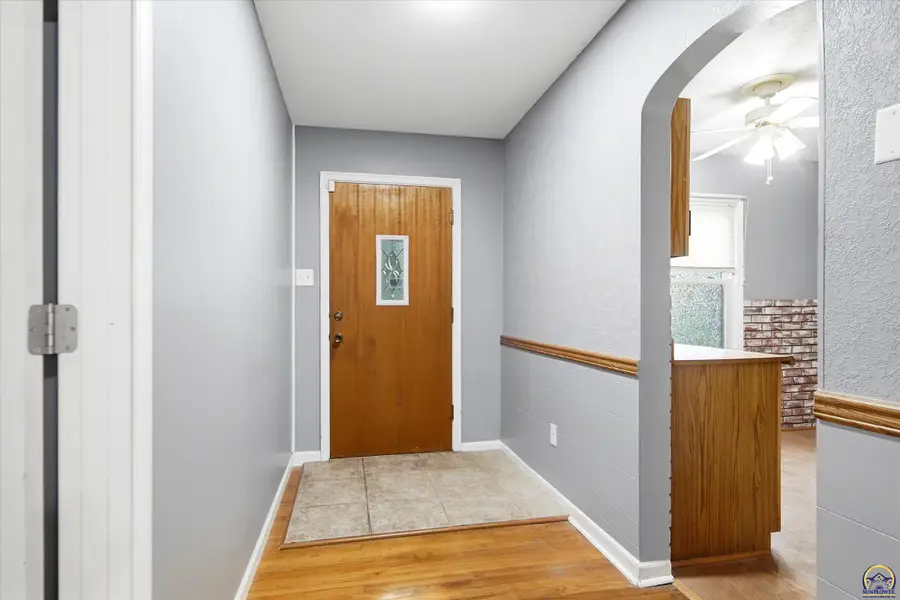1024 NE Chester Ave, Topeka, KS 66616 - #2
