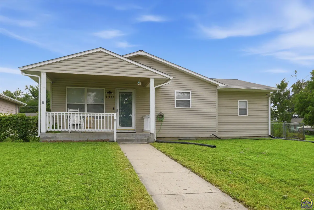 1311 SE 10th Ave, Topeka, KS 66607 - #1