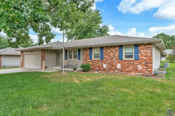 3130 SE Burton St, Topeka, KS 66605