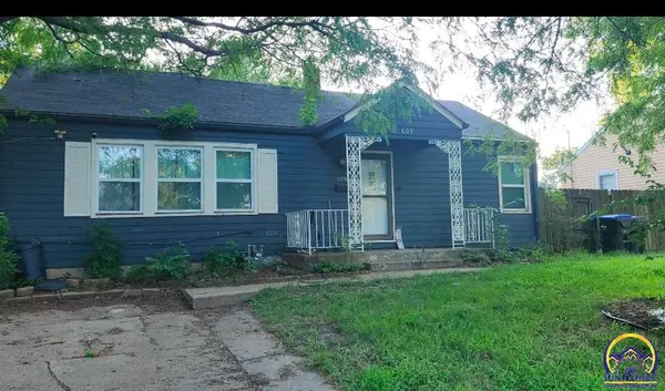 609 SW Randolph Ave, Topeka, KS 66604