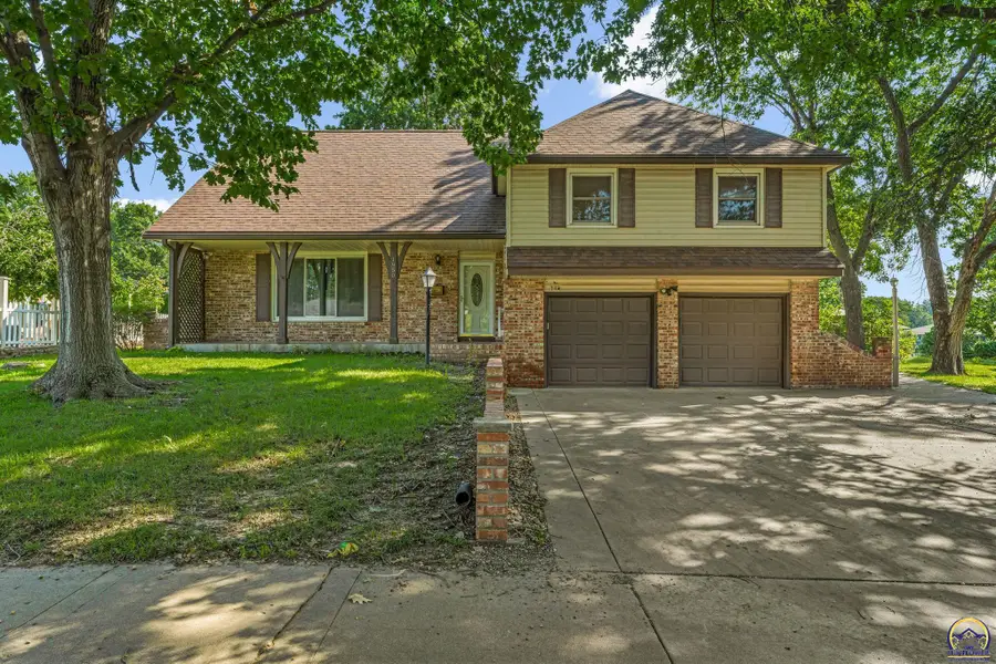 1950 SW Navajo Ln, Topeka, KS 66604 - #2