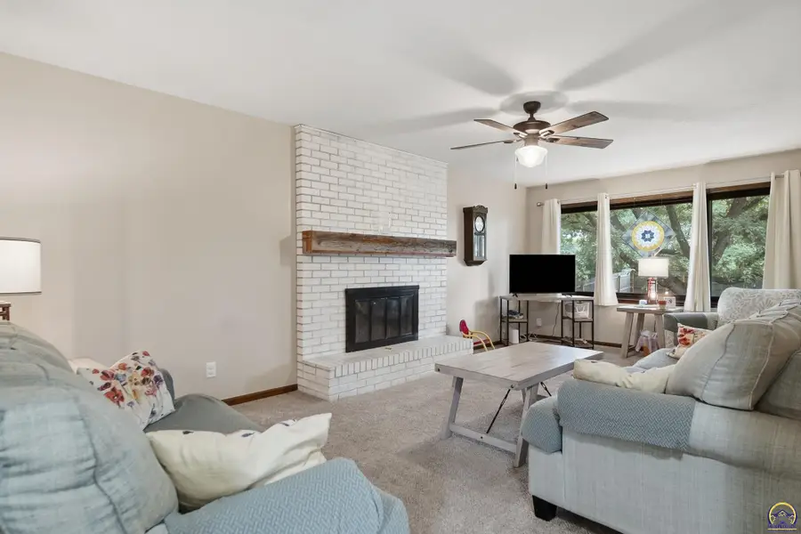 3806 SE Fair Meadows Pl, Topeka, KS 66605 - #2