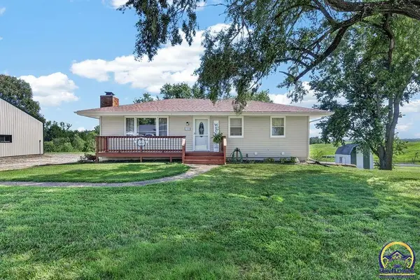 3547 Becker Ave, Meriden, KS 66512