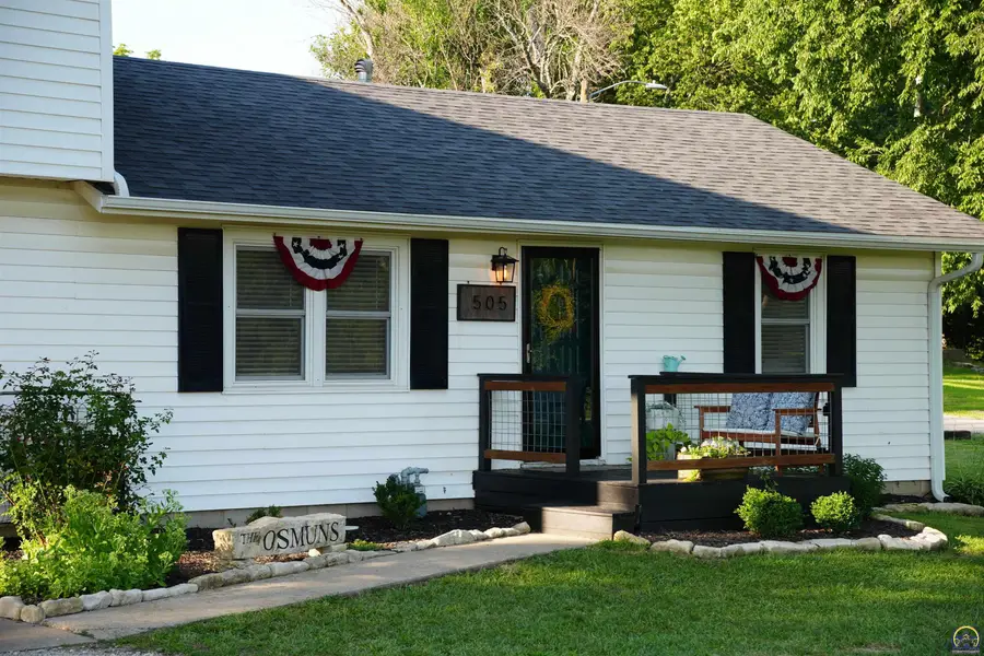 505 Mill St, Circleville, KS 66416 - #2