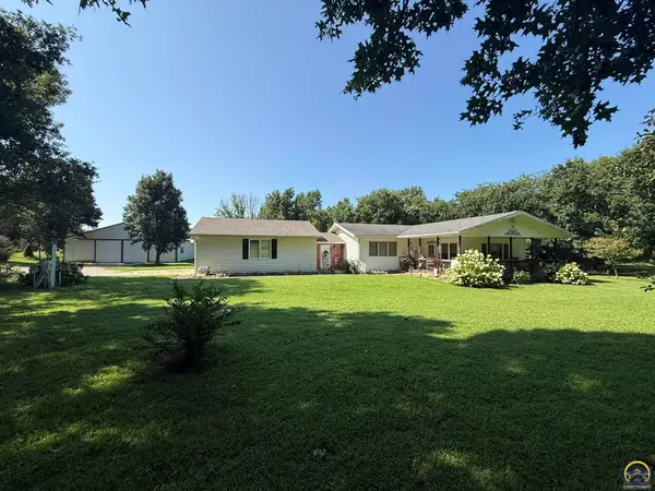 9321 NW 40th St, Silver Lake, KS 66539