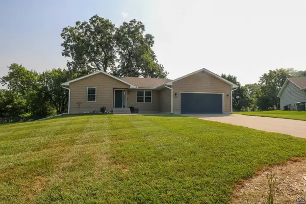 1050 Homewood St, Emporia, KS 66801