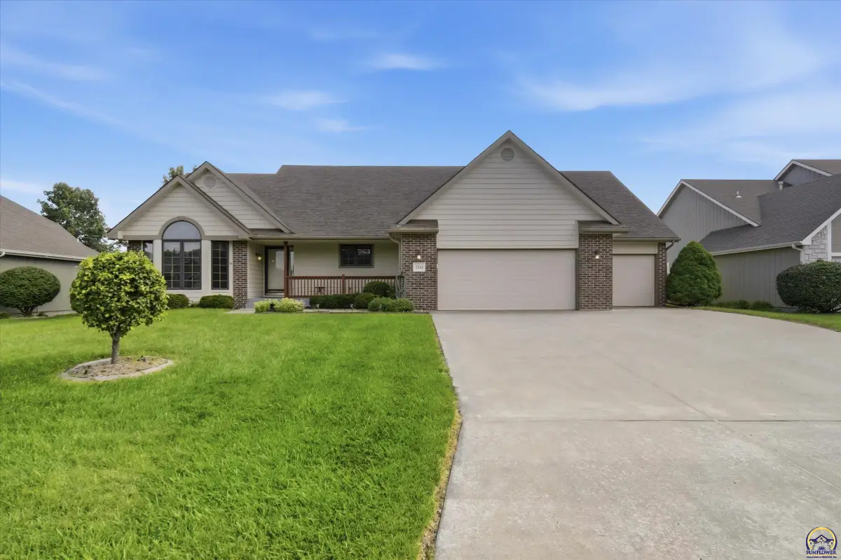 7315 SW Ambassador Pl, Topeka, KS 66610 - #1