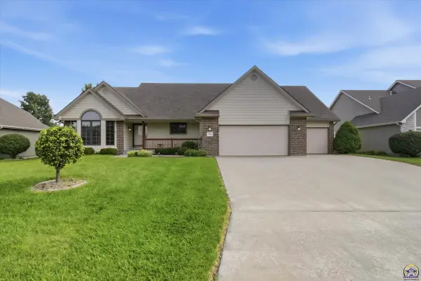 7315 SW Ambassador Pl, Topeka, KS 66610