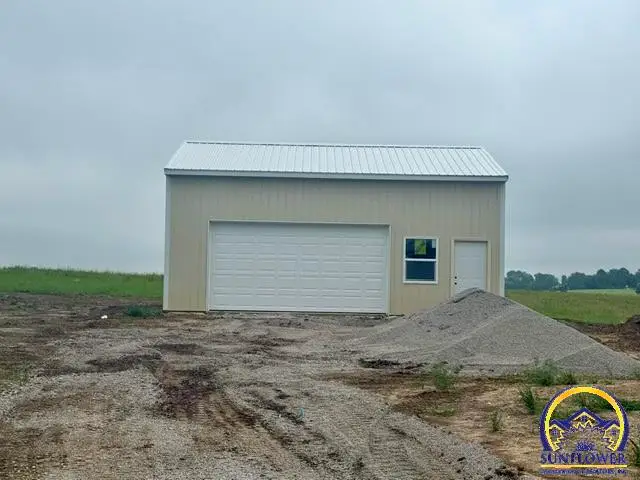 2664 NW 86th St, Topeka, KS 66618 - #3