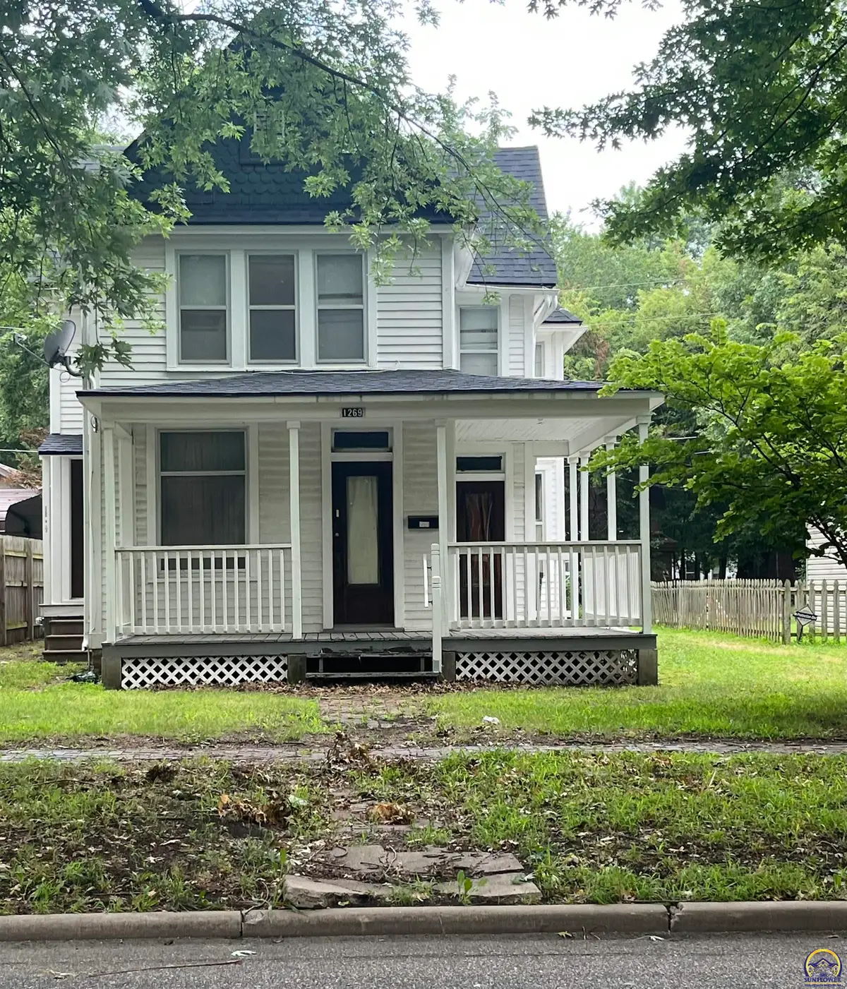 1269 SW Lane St, Topeka, KS 66604 - #1