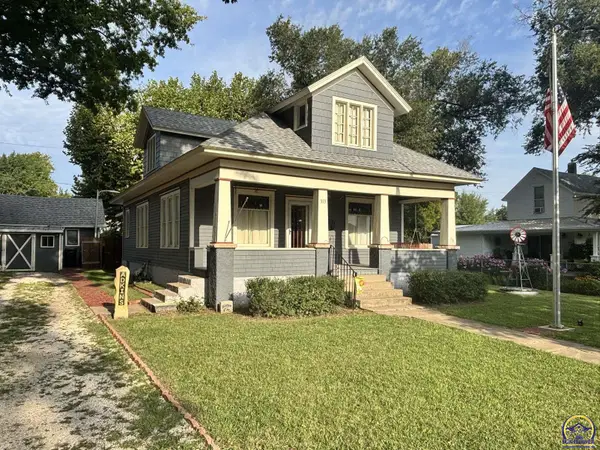 313 Cherry, Cottonwood Falls, KS 66845