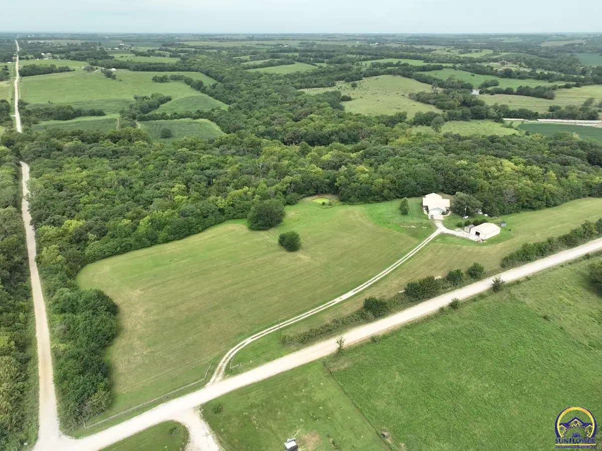 12621 Washington Rd, McLouth, KS 66054 - #1