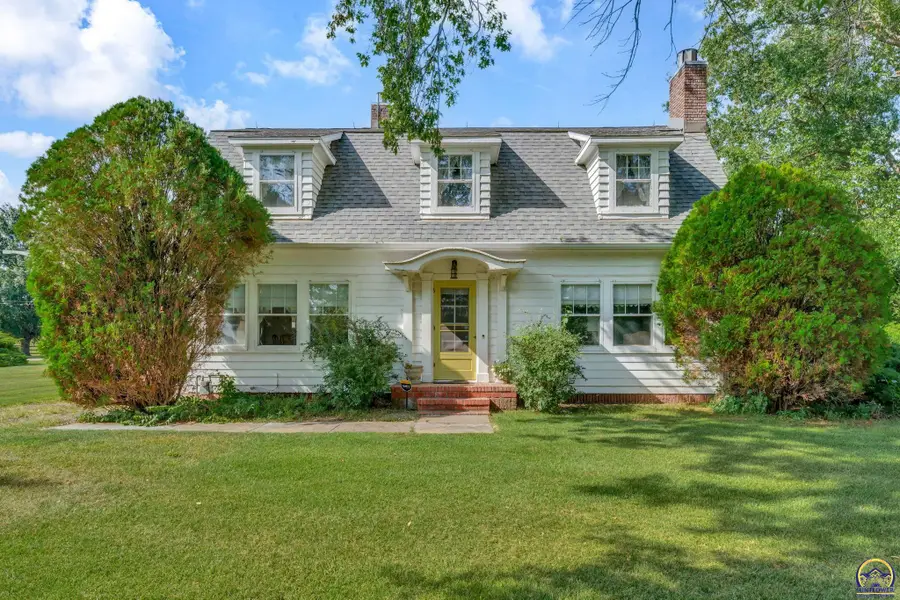 240 SW Fairlawn Rd, Topeka, KS 66606 - #2