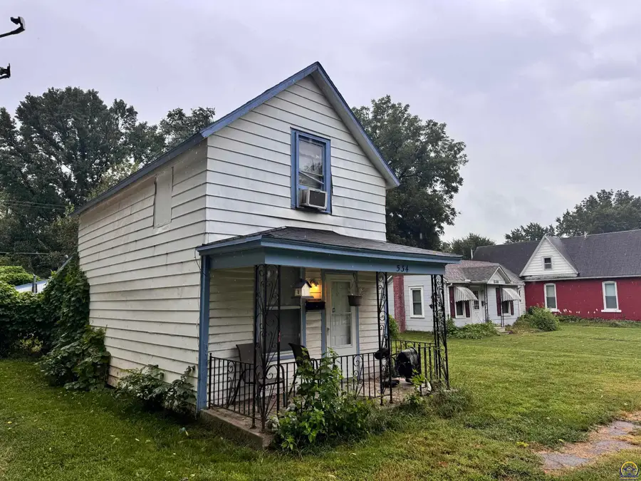 534 NE Grattan St, Topeka, KS 66616 - #3