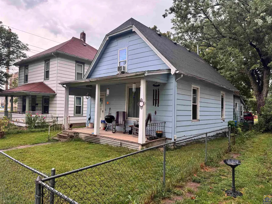 1232 NW Jackson St, Topeka, KS 66608 - #3