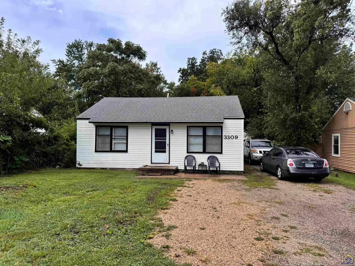 3309 SE Indiana Ave, Topeka, KS 66605 - #1