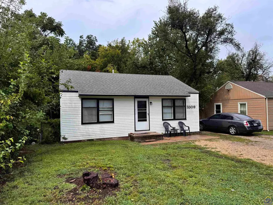 3309 SE Indiana Ave, Topeka, KS 66605 - #3