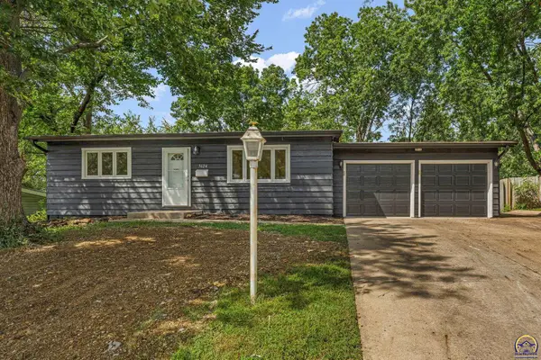 3624 SW 30th Ter, Topeka, KS 66614