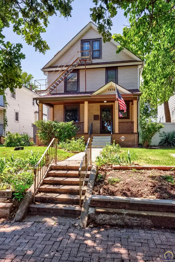 1273 SW Harrison St, Topeka, KS 66612