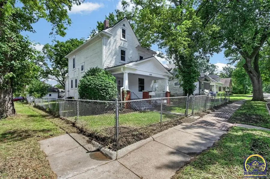 1100 SW Macvicar Ave, Topeka, KS 66604 - #3