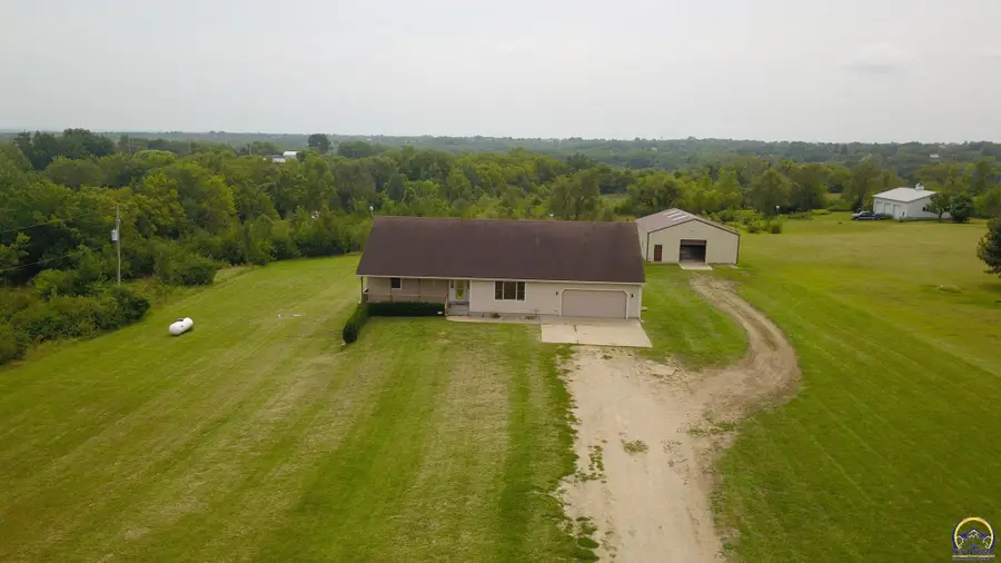 1449 NE 74th St, Meriden, KS 66512 - #2