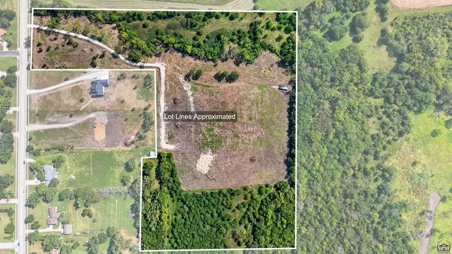 00000 SW Wanamaker Rd, Topeka, KS 66610 - #2