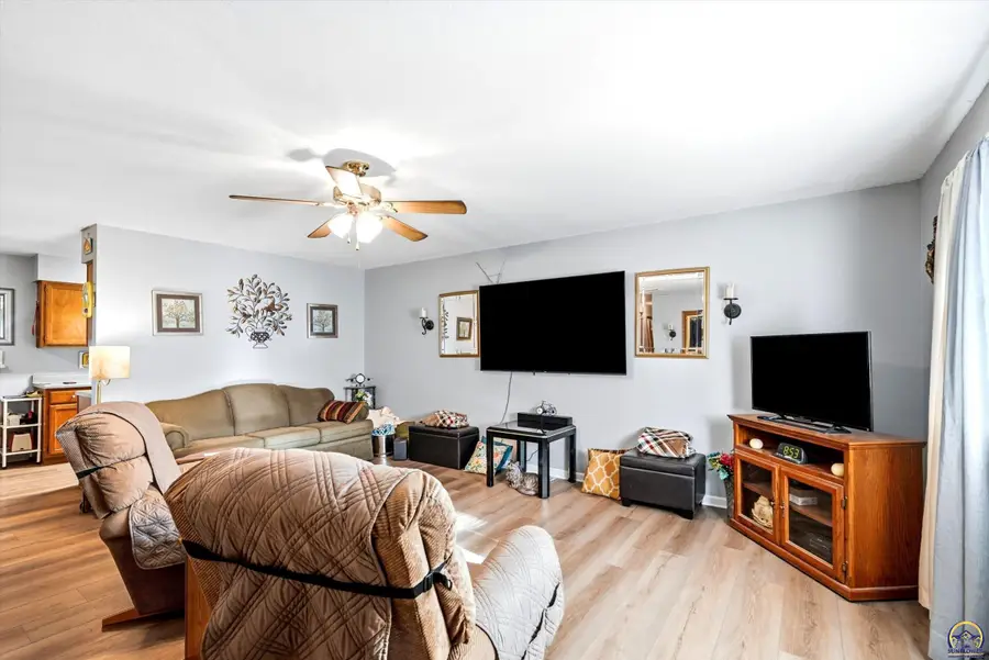 4941 NW Haven Rd, Topeka, KS 66617 - #2