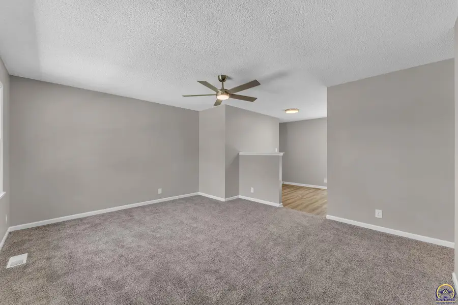 2225 SE 36th St, Topeka, KS 66605 - #3