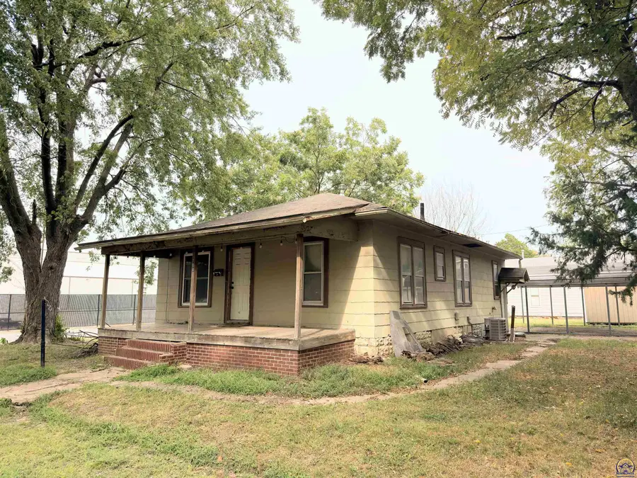 108 N College Dr, Pittsburg, KS 66762 - #2