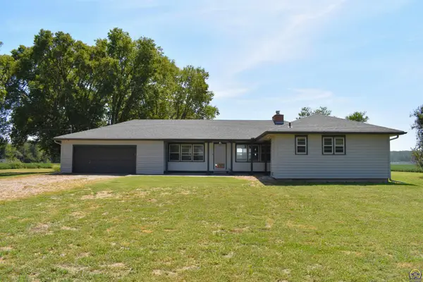 7725 NW 13th St, Topeka, KS 66618