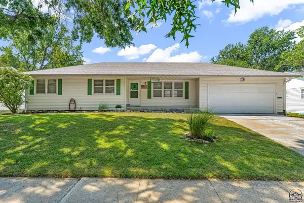 1901 SW Village Dr, Topeka, KS 66604