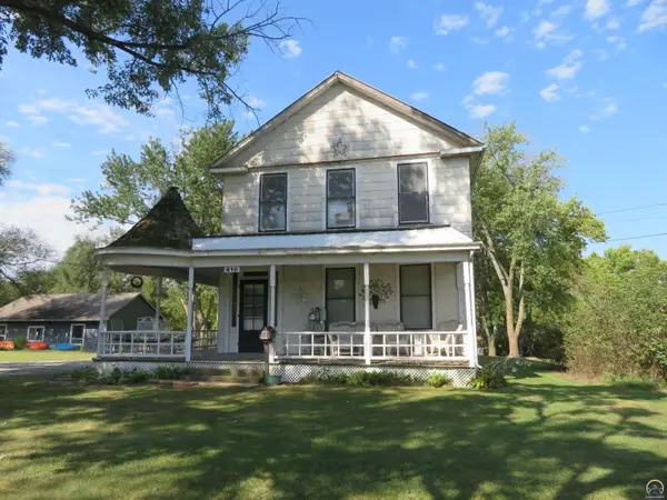 410 Linn Street, Valley Falls, KS 66088