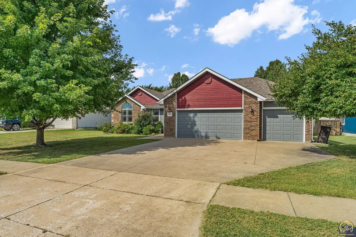 4423 SW Misty Harbor Ave, Topeka, KS 66610 - #1