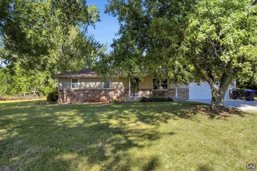 4935 SE Tecumseh Rd, Berryton, KS 66409 - #2