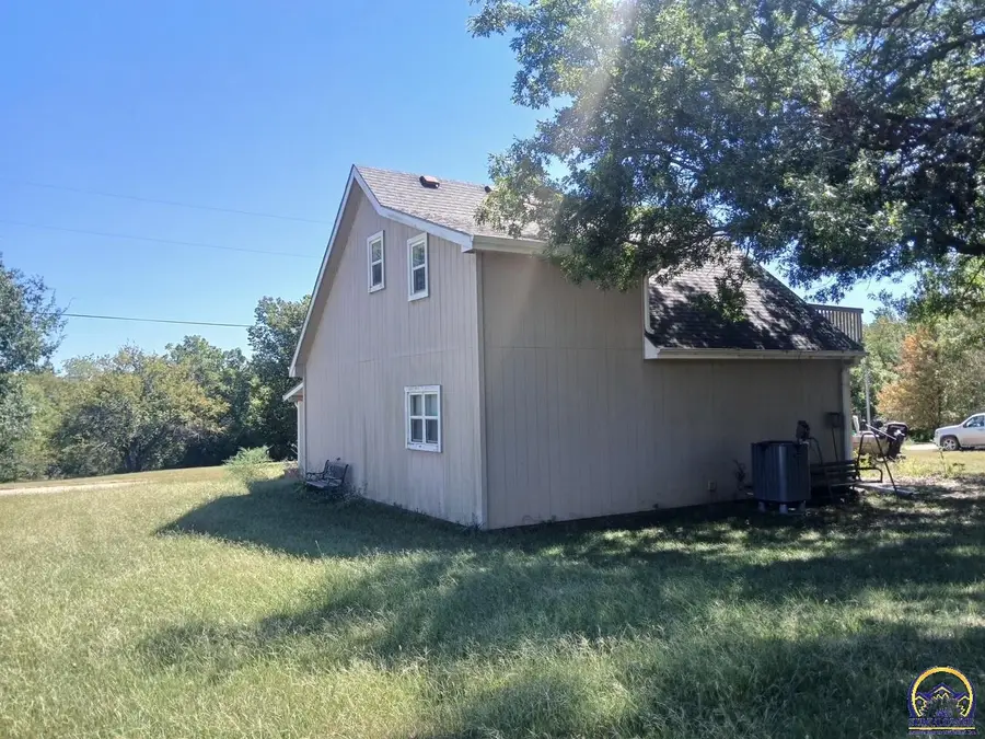 21449 S Sail A Way Dr, Overbrook, KS 66524 - #3