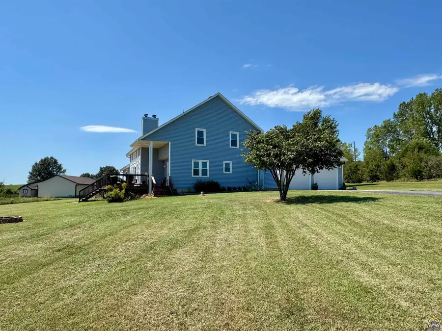 6249 NW Humphrey Rd, Topeka, KS 66618 - #2
