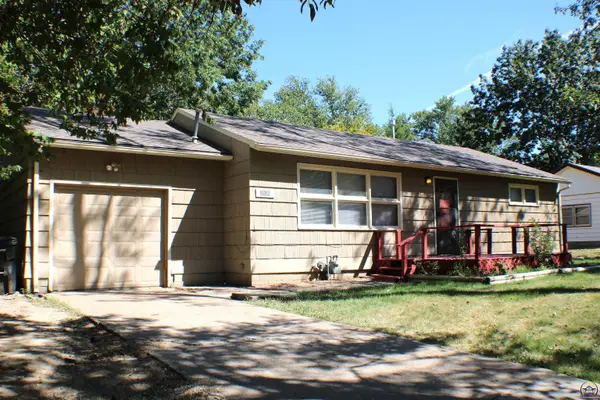 2526 SE Colorado Ave, Topeka, KS 66604
