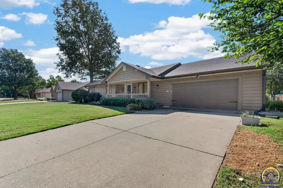107 Karen Dr, Holton, KS 66436 - #2