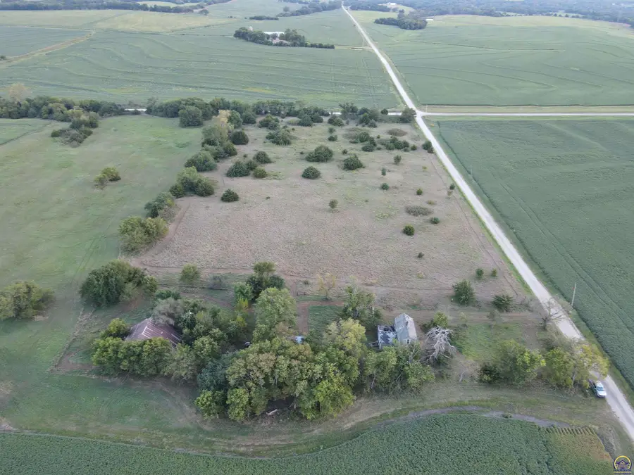 19920 X Rd, Holton, KS 66436 - #2