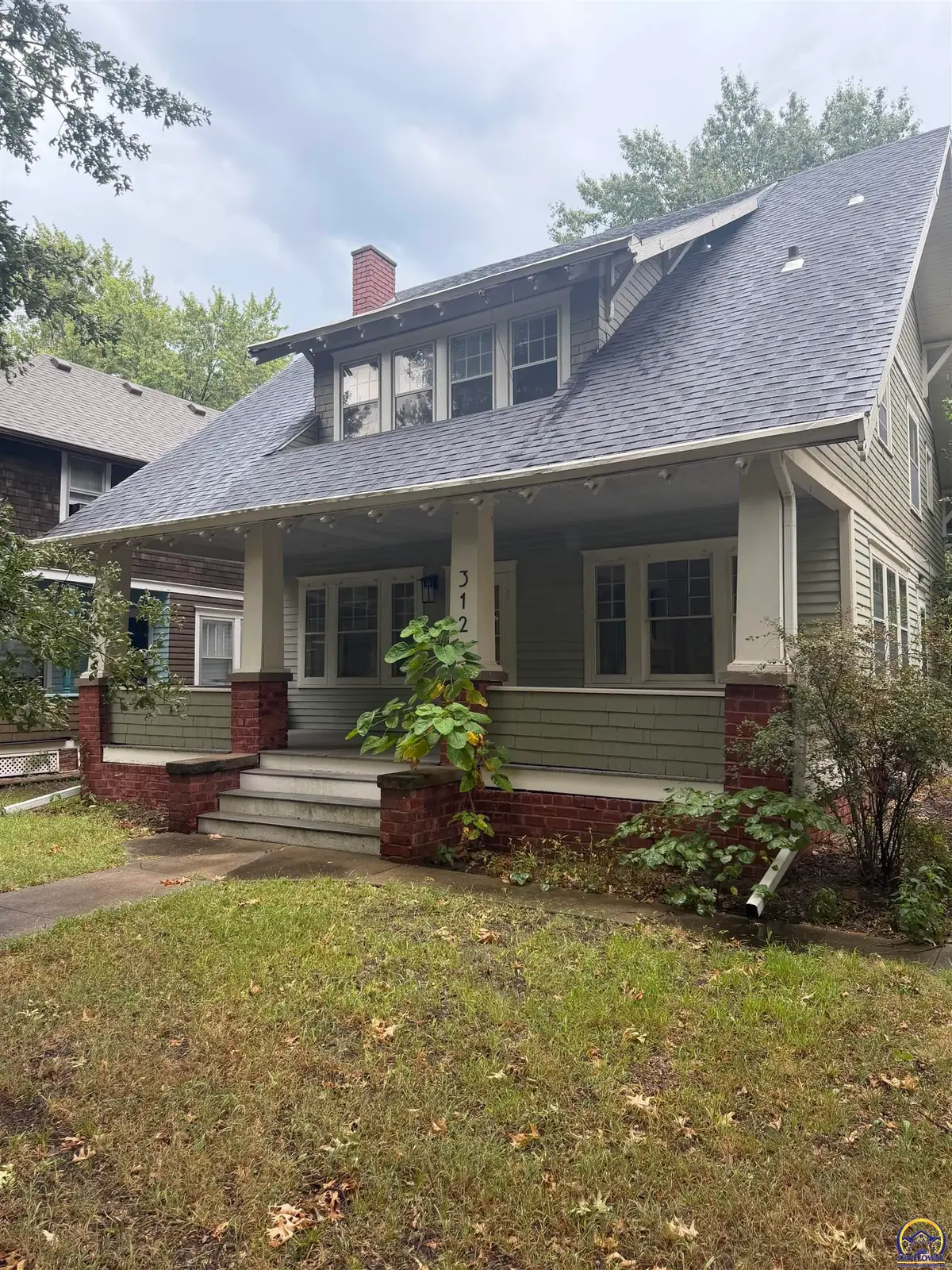 312 SW Clay St, Topeka, KS 66606 - #1