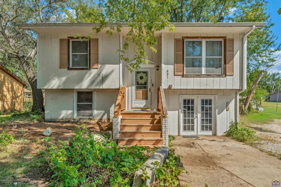 531 N Milton St, Auburn, KS 66402 - #3