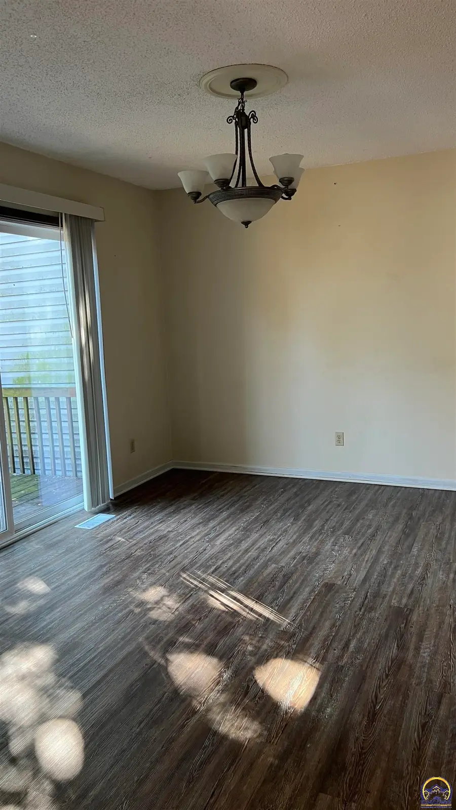1024 SW Belle Ave, Topeka, KS 66604 - #3