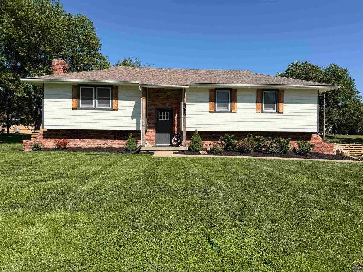 3609 N 154th Ter, Basehor, KS 66007 - #1