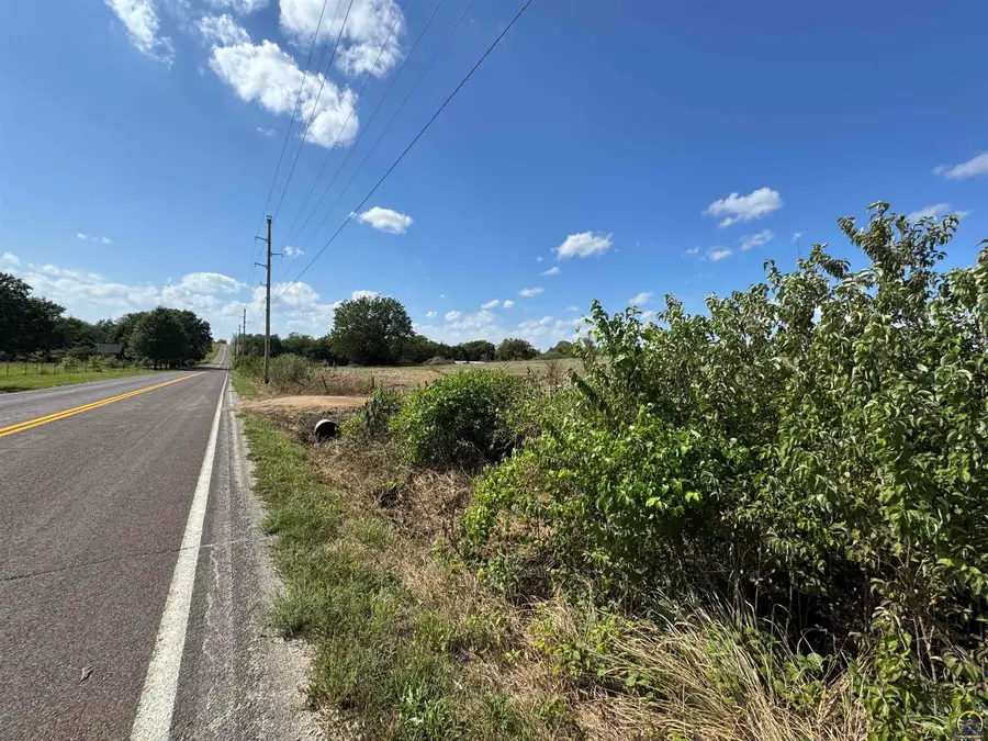 8 Acres M/L NE 82nd St, Topeka, KS 66617 - #2