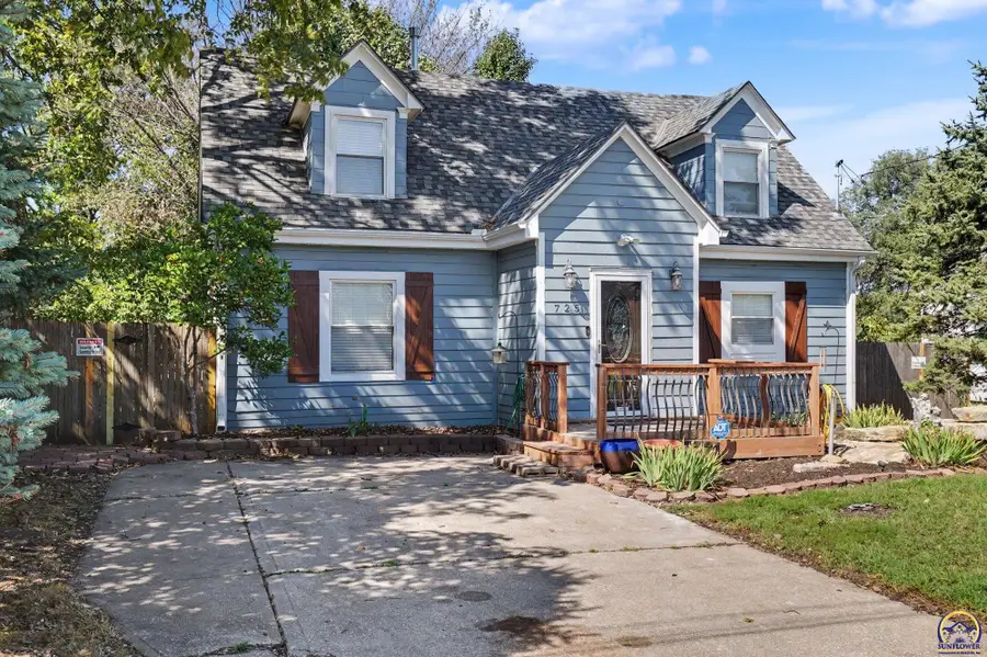 725 N Willie St, Olathe, KS 66061 - #3