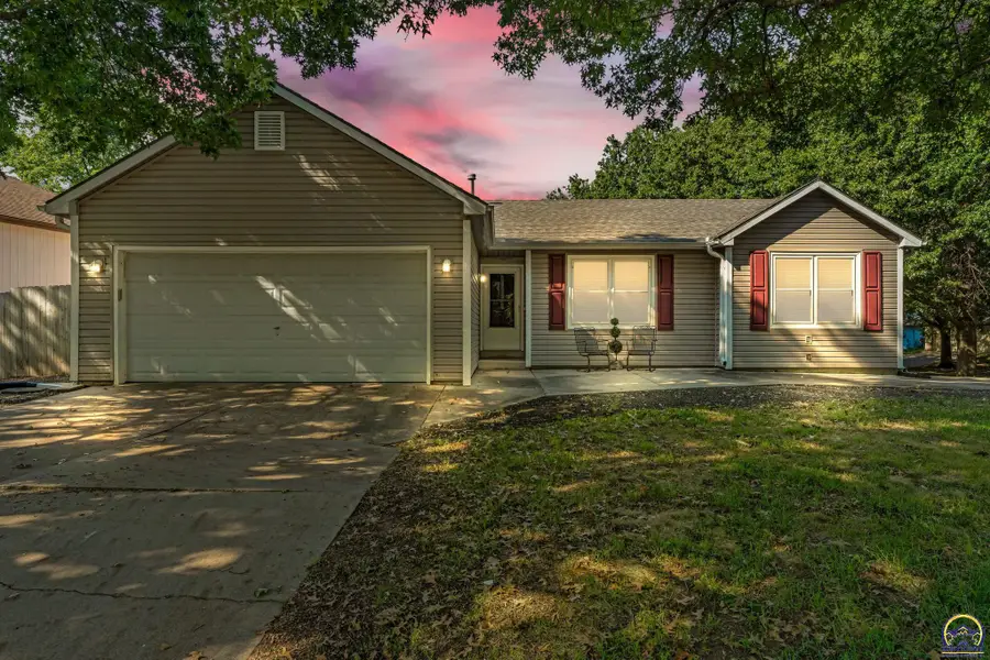 2601 Cranley St, Lawrence, KS 66046 - #2