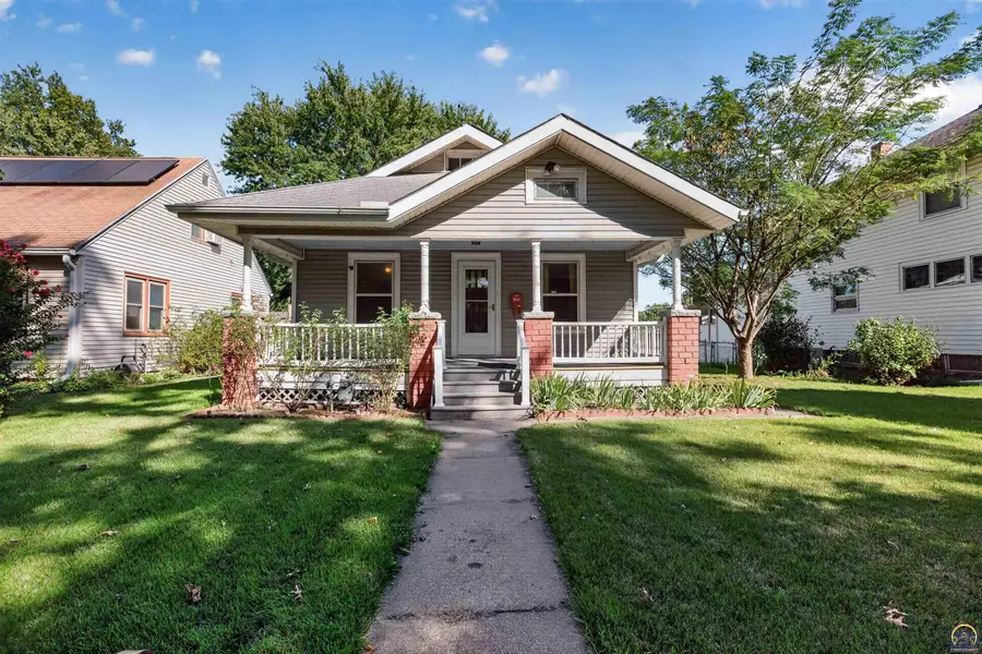 220 SW Kendall Ave, Topeka, KS 66606 - #3
