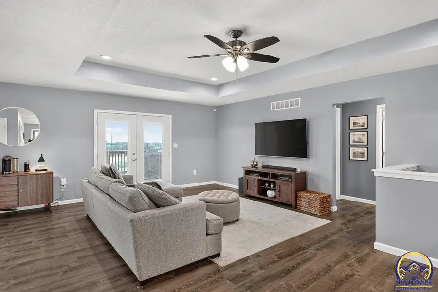 9808 SW Deer Trail St, Topeka, KS 66610 - #3