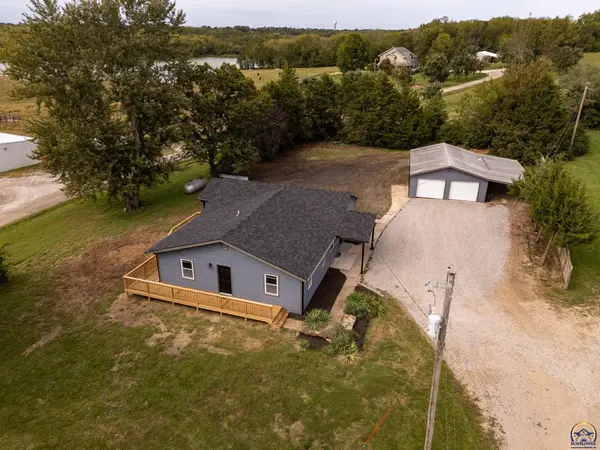5436 SW 69th St, Auburn, KS 66402