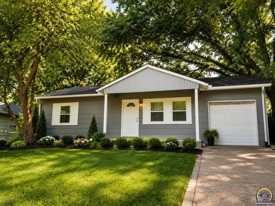 3542 SW Kerry Ave, Topeka, KS 66611 - #2